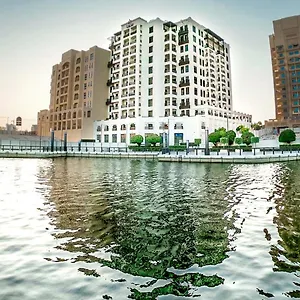 4* Apartahotel Suha Creek Apartment, Waterfront Jaddaf,